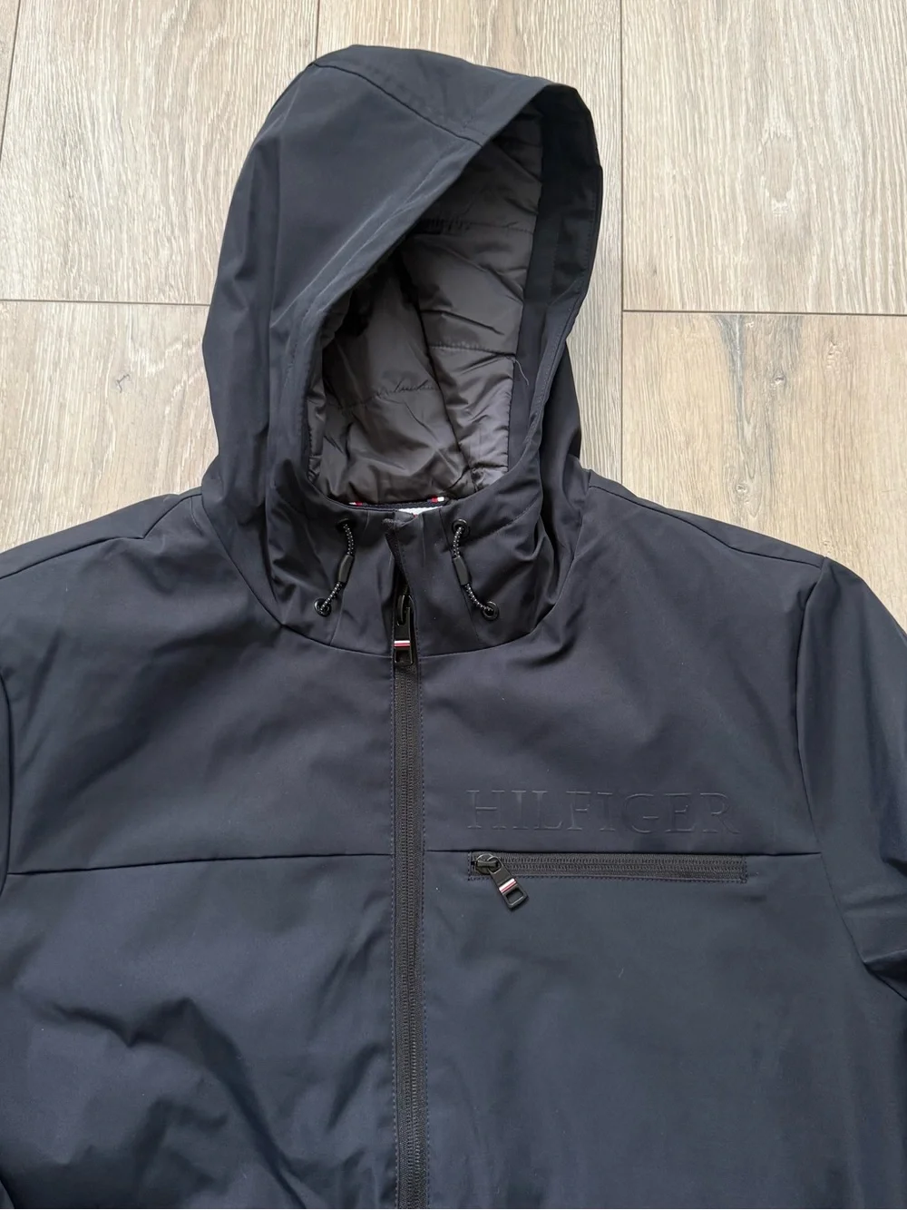 Tommy Hilfiger Men's Black Hooded Raincoat size L